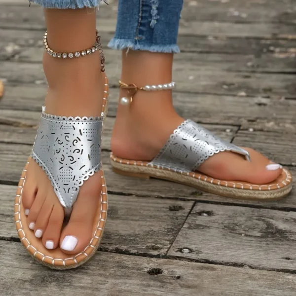 Tong cuir motif ajouré élégant – Image 3