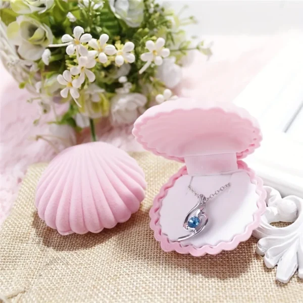 Boîte à bijoux coquillage velours