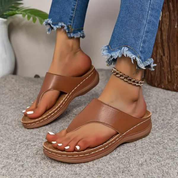 Tong cuir plateforme confort femme