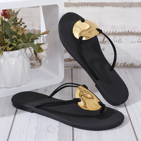 Tong cuir élégant bijou rond